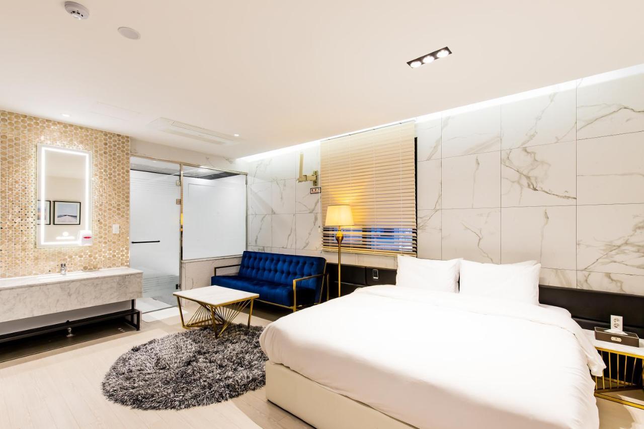 Air Sky Hotel Busan Exterior photo